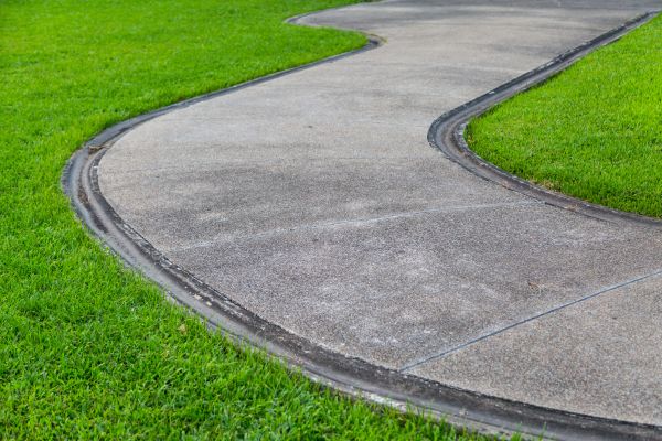 Cost of Concrete Sidewalk Construction in Santa Cruz