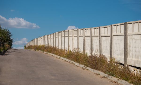 Cost of Cement Fence Installation in Santa Cruz